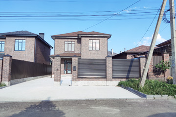 Дом, 182 м², 2 эт.